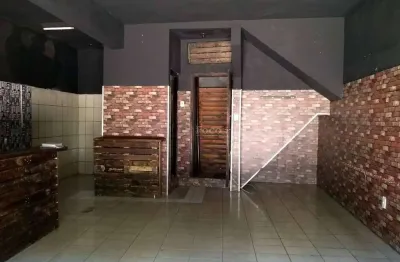 Casa comercial para alugar na Vila Galvão, Guarulhos  por R$ 2.100