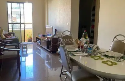 Apartamento de 65m² disponível no 5º andar, em condomínio com torre única, oferecendo mais privacidade e tranquilidade.