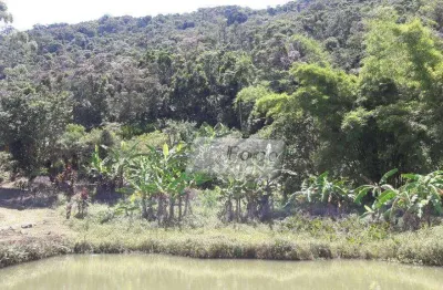 Sítio com 3 dormitórios à venda, 302000 m² por r$ 1.200.000,00 - centro - tapiraí/sp