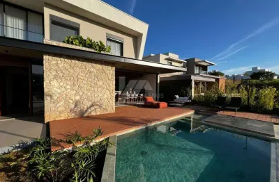 Sobrado à venda em itu, residencial parque campos de santo antônio ii, com 4 suítes, com 377.88 m²