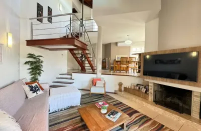 Casa em condomínio fechado com 3 quartos à venda na rodovia haroldo soares glavan, 3820, cacupé, florianópolis por r$ 2.950.000