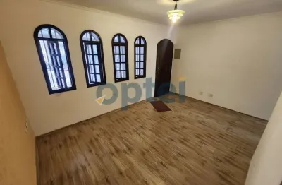 Sobrado de 3 dormitórios e 2 vagas no rudge ramos com churrasqueira