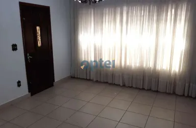 Casa terrea no centro de sbc, com 148,00 m² , 02 quartos , 01 suite, 02 banheiros, com 02 vagas de garagem.