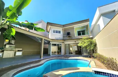 Casa de alto padrão 3 suítes, 4 vagas e piscina  à venda no condomínio forest hills no bairro anchieta