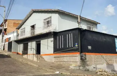 Casa com 3 quartos à venda no São José, Porto Alegre 