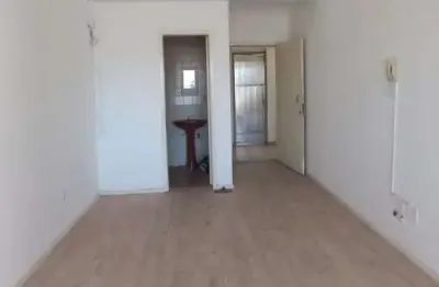 Casa comercial para alugar no Partenon, Porto Alegre 