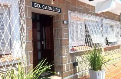 Apartamento com 2 quartos para alugar no Santo Antônio, Porto Alegre 