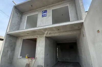 Sobrado à Venda em Passaúna - 3 Dormitórios sendo 1 suíte, 115m²