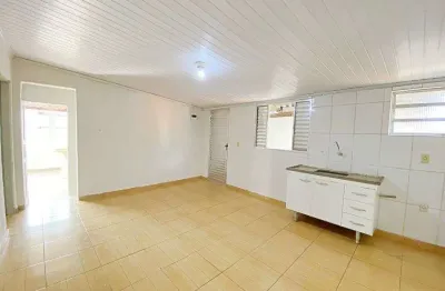 Casa 01 dormitório, sem vaga - aluguel r$ 850/mês - vila matilde- são paulo/sp - 35 metros quadrados.