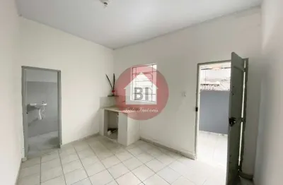 Casa 01 dormitório, ao lado do metrô - aluguel r$ 1100/mês (davl)* - vila guilhermina - são paulo/sp - 35 metros quadrados.