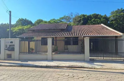 Casa com 3 quartos à venda na Rua 4600 - Campo Largo, 938, Itacolomi, Balneário Piçarras