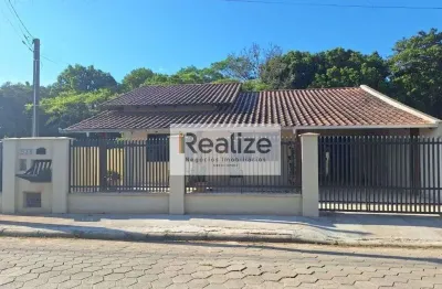 Casa com 3 quartos à venda na Rua 4600 - Campo Largo, 938, Itacolomi, Balneário Piçarras