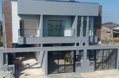 Sobrado com 2 suítes à venda - centro - balneário piçarras/sc