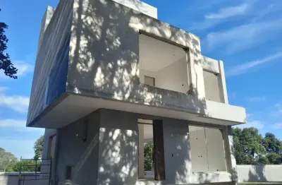 Casa em condominio, com 3 suíte ao lado do parque são lourenço