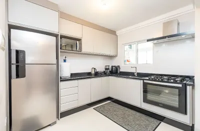Sobrado triplex 3 quartos sendo 1 suíte pilarzinho 170m²  com quintal