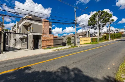 SOBRADOS próximo ao Parque São Lourenço, 2 e 3 quartos com churrasqueira