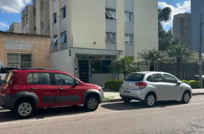 Otimo apartamento no alto da xv quase esquina com a padre germano mayer
