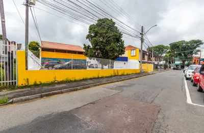 Residência com grande potencial Comercial Bairro Santa Felicidade