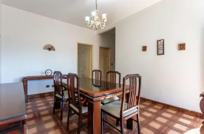 Sensacional casa tipo para venda em vila inglesa com 3 quartos, 217m²