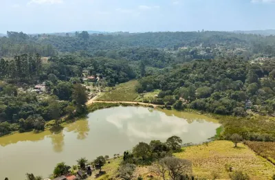Elegante casa rural para venda em chácaras pouso alegre, 144m²