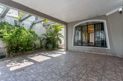 Elegante sobrado para venda em jardim consórcio com 3 quartos, sendo 1 suíte, 220m²