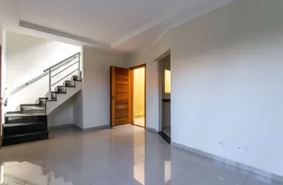 Sensacional casa em condomínio para venda com 2 quartos, 58m²