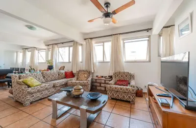 Aconchegante apartamento para venda em Itaim Bibi com 3 quartos, sendo 1 suíte , 121m²