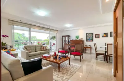 Confortável apartamento para venda em Alto da Boa Vista com 4 quartos, sendo 2 suítes , 185m²