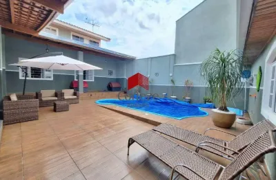 Sobrado com 240m² 4 quartos, à venda, no bairro costeira em são josé dos pinhais