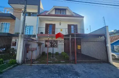 Sobrado com 302m² 4 quartos, à venda, no bairro cajuru em curitiba