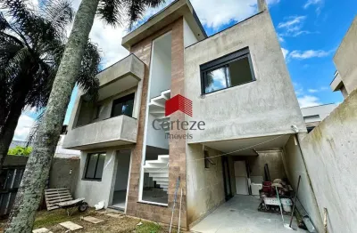 Sobrado com 222,14m² 3 quartos, à venda, no bairro uberaba em curitiba