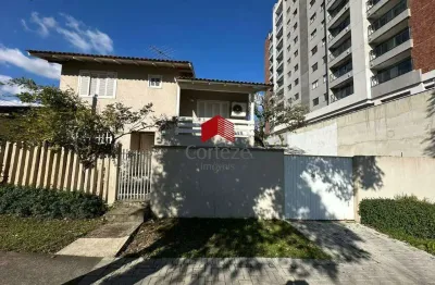 Sobrado com 203m² 3 quartos, para aluguel, no bairro centro em são josé dos pinhais