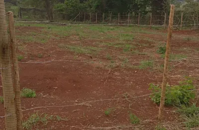 Linda chácara com visão para as montanhas em igarapé