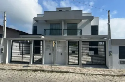 Sobrado novo com 2 suítes à venda em mariscal — pronto para financiamento!
