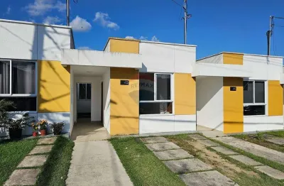 Casa em condomínio fechado com 2 dorm. à venda por r$ 370.000,00