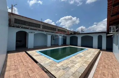 Casa com 4 quartos à venda no Parque 10 de Novembro, Manaus 