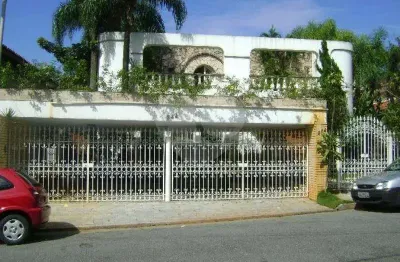 Casa à venda com 4 quartos, sendo 4 suítes,  em real parque, são paulo - sp