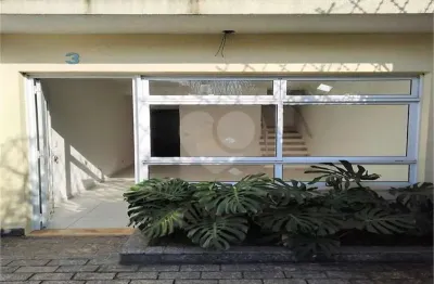 Sobrado à venda com 2 quartos, sendo 2 suítes,  em Butantã, São Paulo, SP