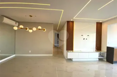 Apartamento à venda com 2 quartos, sendo 1 suíte,  no condomínio monumento, são paulo - sp