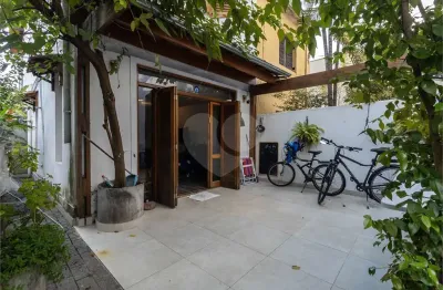 Casa com 2 quartos à venda na Avenida Diógenes Ribeiro de Lima, Alto da Lapa, São Paulo