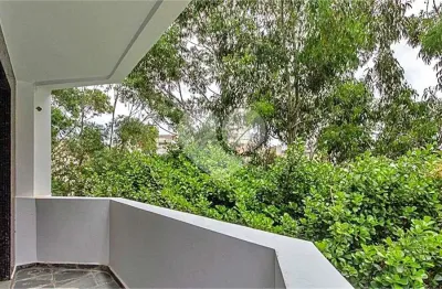 Apartamento à venda com 4 quartos, sendo 1 suíte,  no condomínio Golden Garden, São Paulo - SP