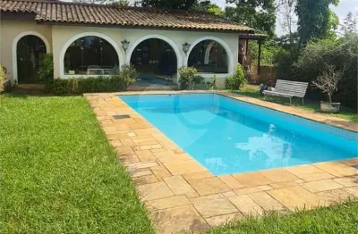 Casa  à venda com 4 quartos, sendo 2 suítes,  no condomínio comendador elias jafet, são paulo - sp