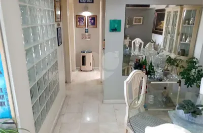 Apartamento à venda com 2 quartos, sendo 1 suíte,  no condomínio alpes do morumbi, são paulo - sp