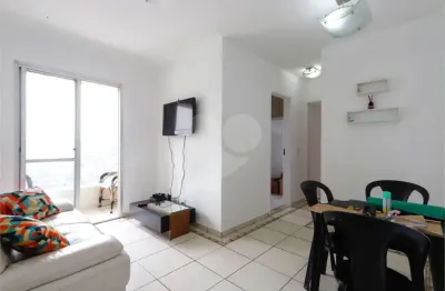 Apartamento à venda com 2 quartos no condomínio Altos do Butantã Club Condominium, São Paulo - SP