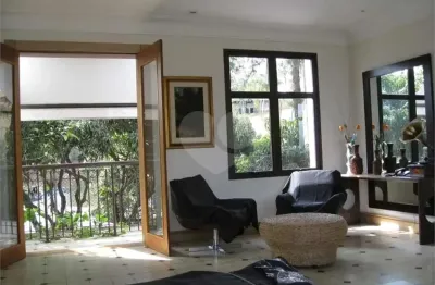 Casa  à venda com 3 quartos, sendo 3 suítes,  no condomínio palm lane, são paulo - sp