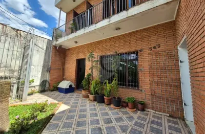 Sobrado à venda com 4 quartos, sendo 2 suítes,  em Butantã, São Paulo, SP