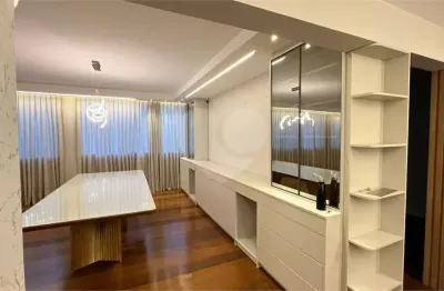 Apartamento à venda com 4 quartos, sendo 4 suítes,  no condomínio portal do morumbi, são paulo - sp