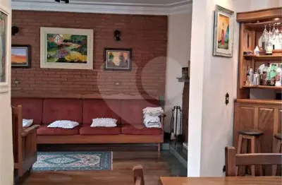 Sobrado à venda com 4 quartos, sendo 2 suítes,  em morumbi, são paulo - sp