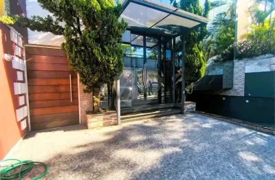 Casa comercial com 12 salas para alugar na Avenida Comendador Alberto Bonfiglioli, 507, Butantã, São Paulo