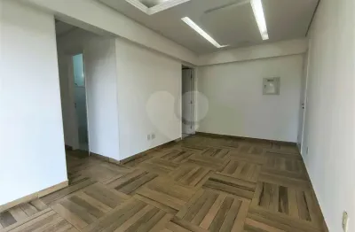Apartamento à venda com 2 quartos, sendo 1 suíte,  no condomínio villa verti, são paulo - sp